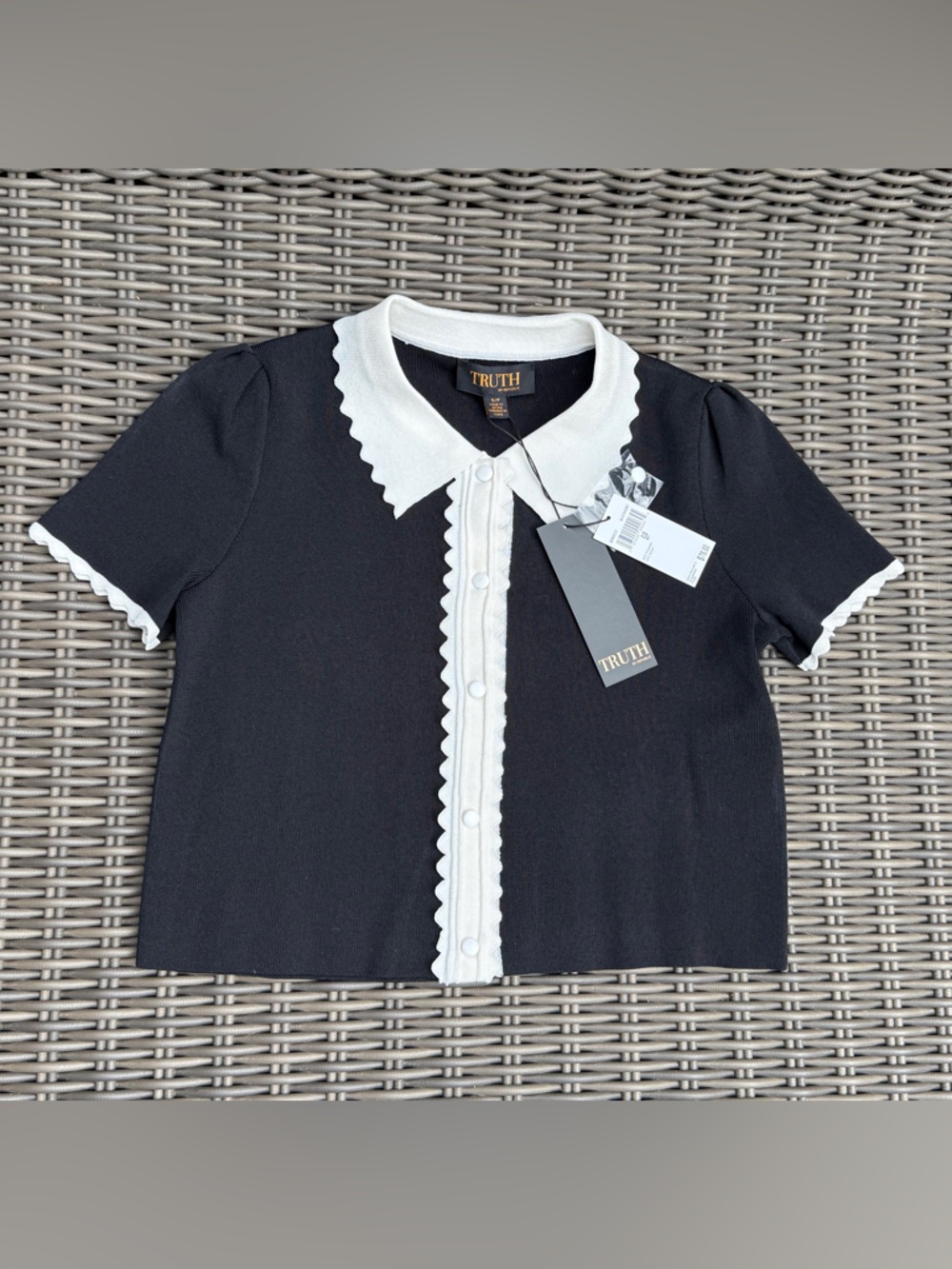 Truth by Republic Cropped Top - NWT